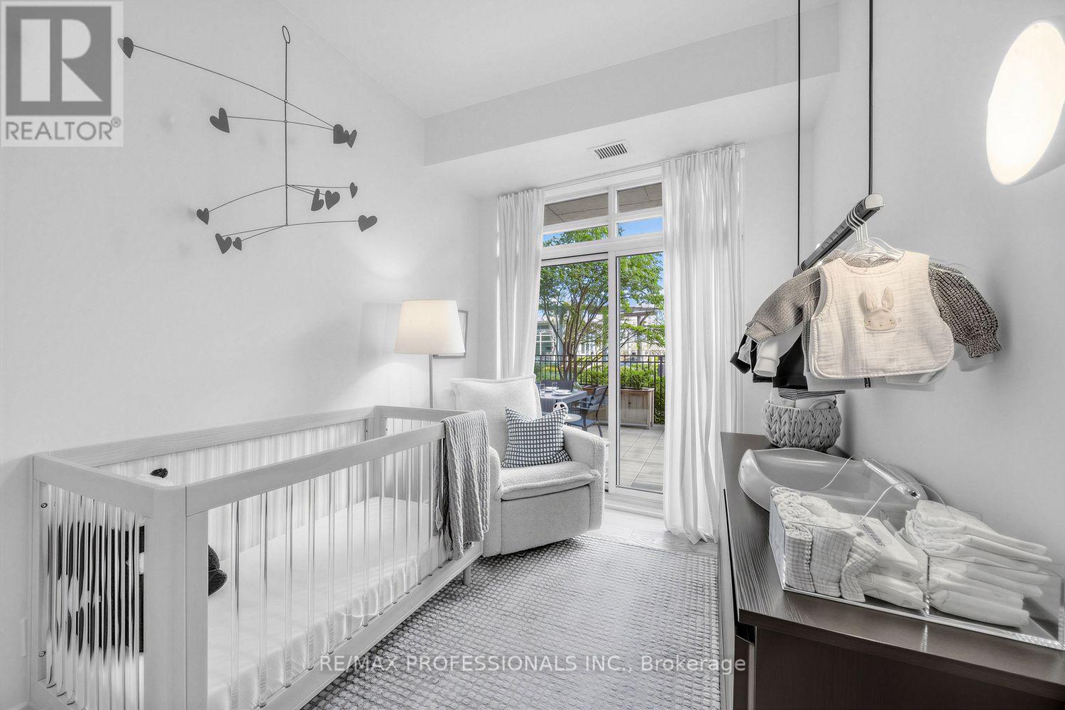 402 - 155 Legion Road N, Toronto, Ontario  M8Y 0A7 - Photo 13 - W13740834