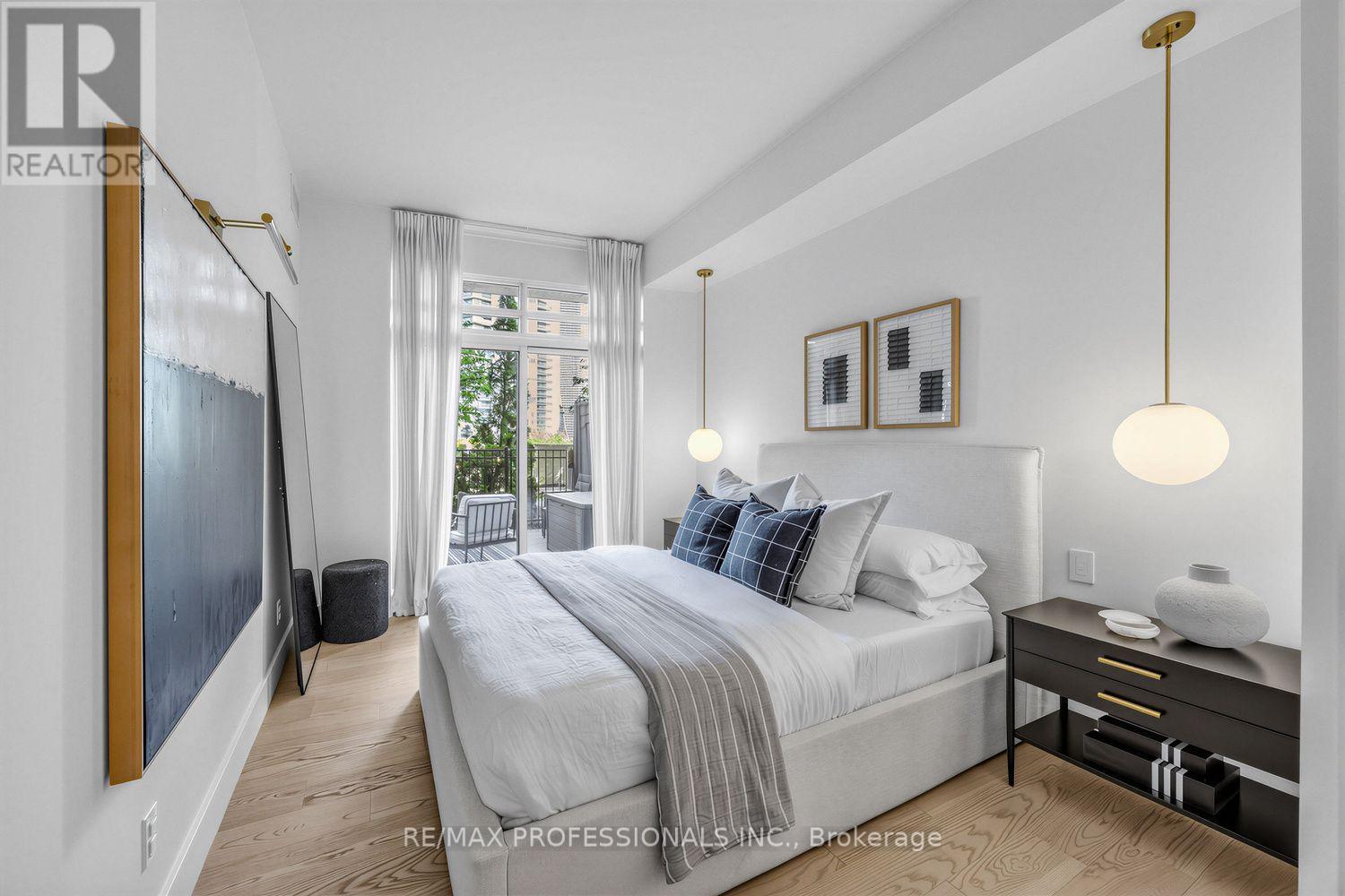 402 - 155 Legion Road N, Toronto, Ontario  M8Y 0A7 - Photo 15 - W13740834