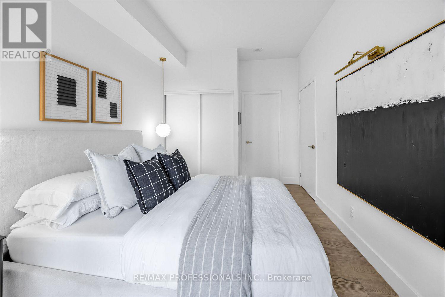 402 - 155 Legion Road N, Toronto, Ontario  M8Y 0A7 - Photo 16 - W13740834