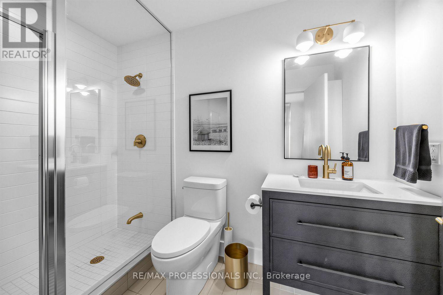 402 - 155 Legion Road N, Toronto, Ontario  M8Y 0A7 - Photo 17 - W13740834