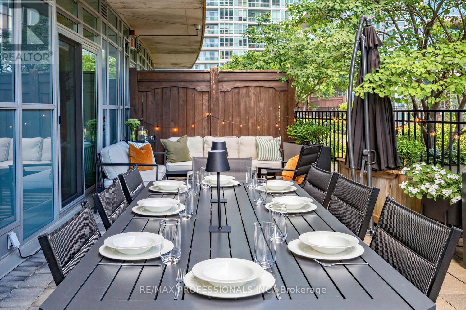 402 - 155 Legion Road N, Toronto, Ontario  M8Y 0A7 - Photo 21 - W13740834