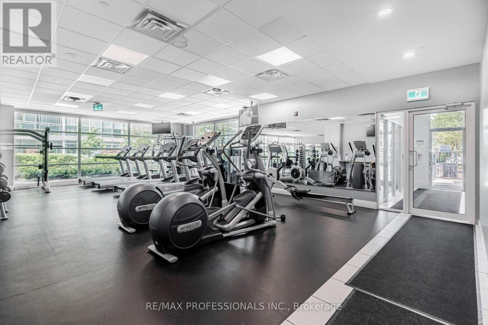 402 - 155 Legion Road N, Toronto, Ontario  M8Y 0A7 - Photo 29 - W13740834