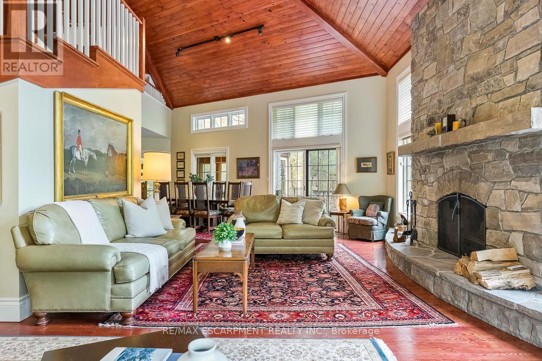 22 Southridge Trail, Caledon, Ontario  L7K 0B3 - Photo 7 - W13740848