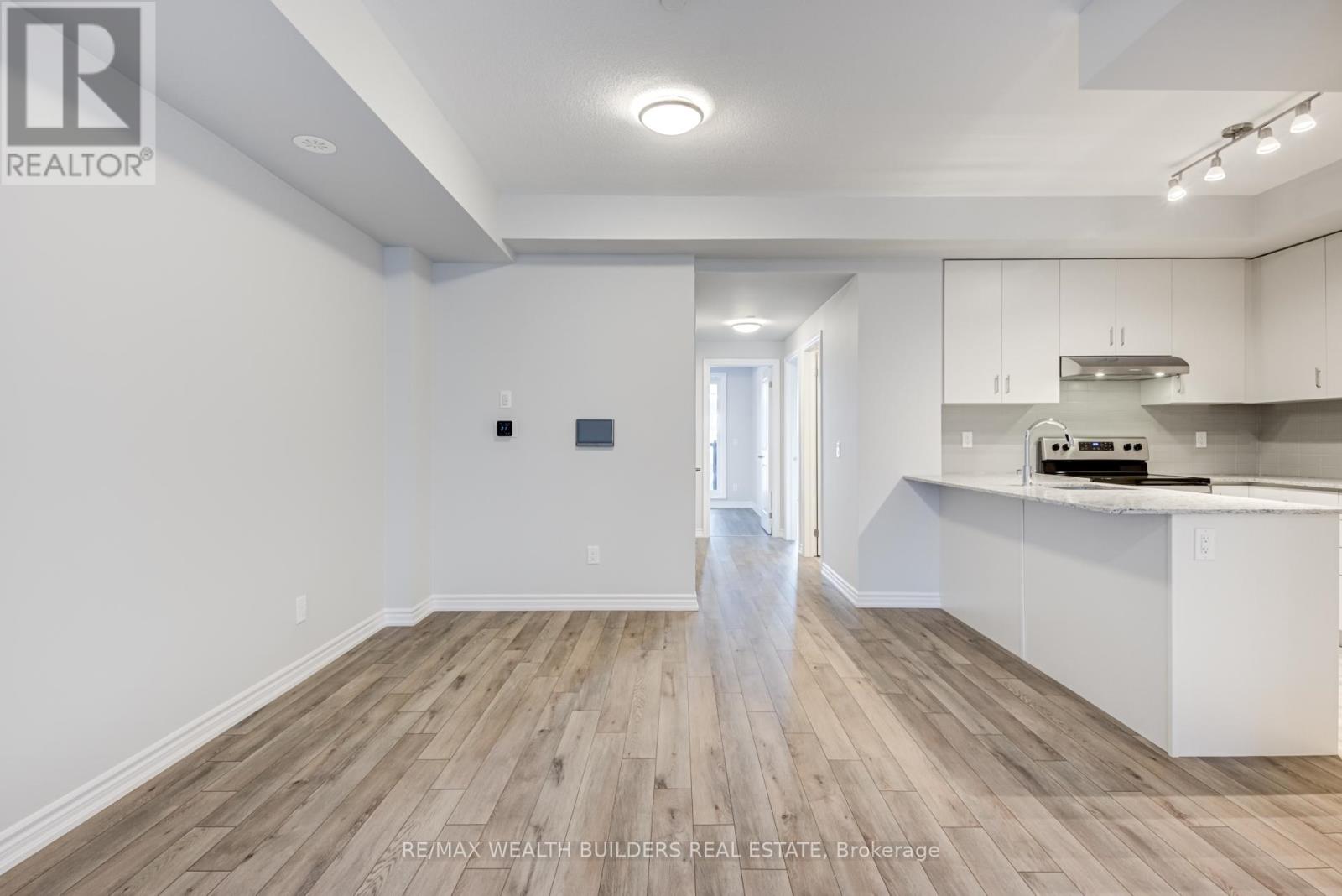 204b-06 - 349 Wheat Boom Drive W, Oakville, Ontario L6H 7X5 - Photo 10 - W13740850