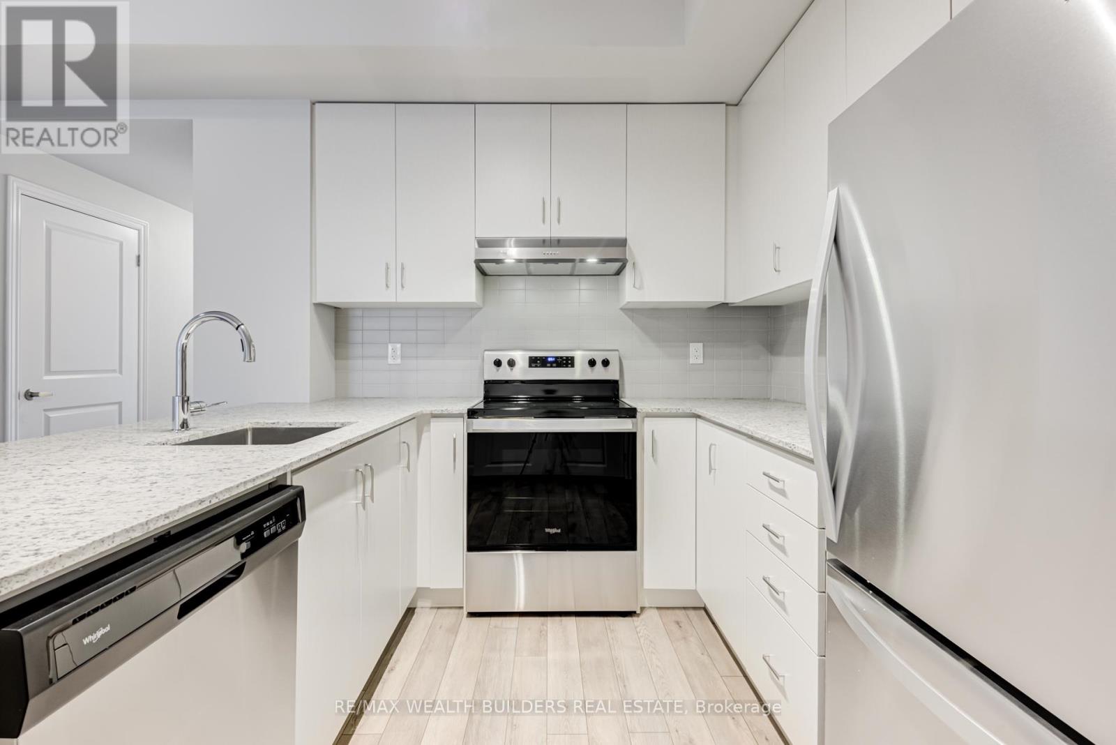 204b-06 - 349 Wheat Boom Drive W, Oakville, Ontario L6H 7X5 - Photo 15 - W13740850
