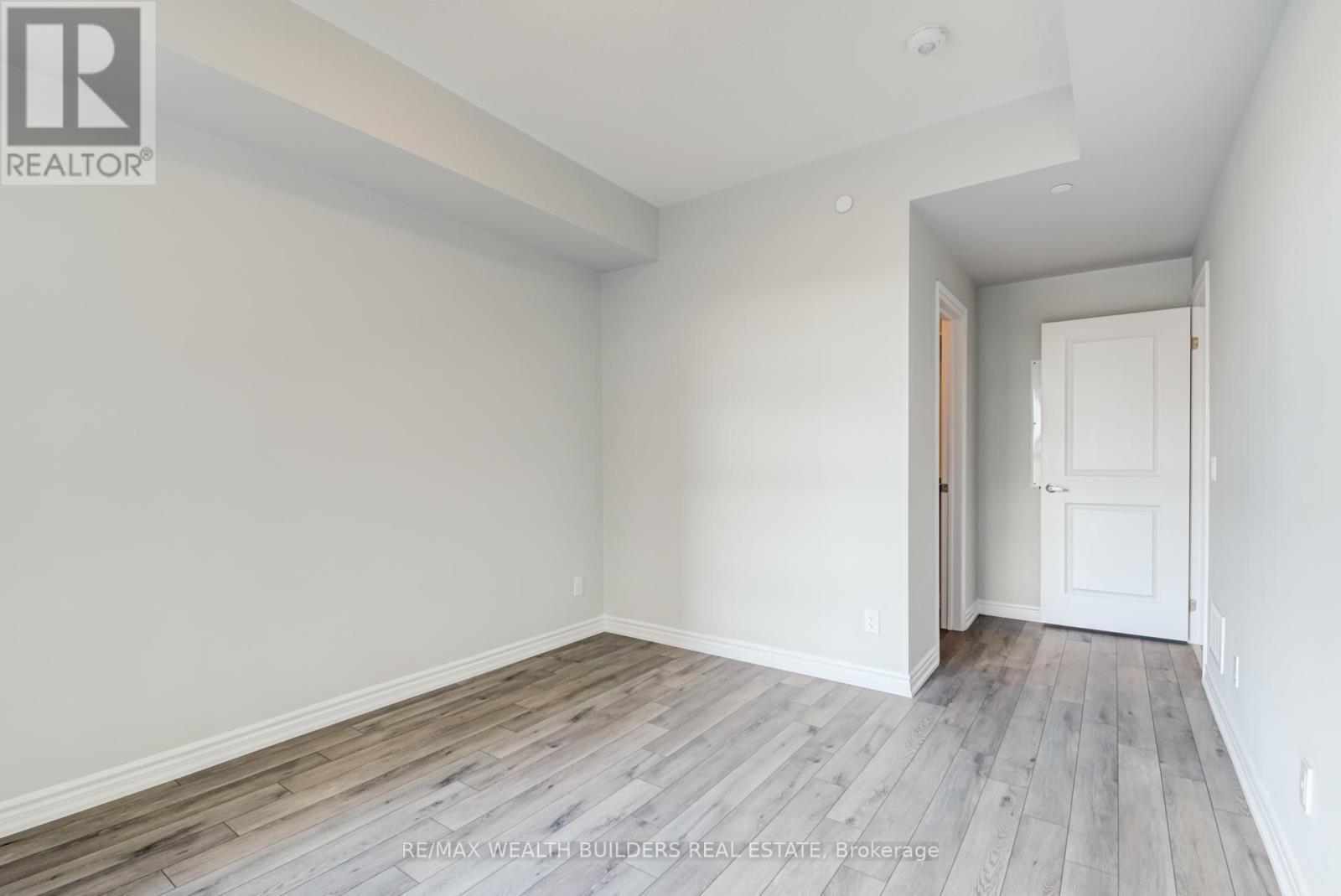 204b-06 - 349 Wheat Boom Drive W, Oakville, Ontario L6H 7X5 - Photo 20 - W13740850