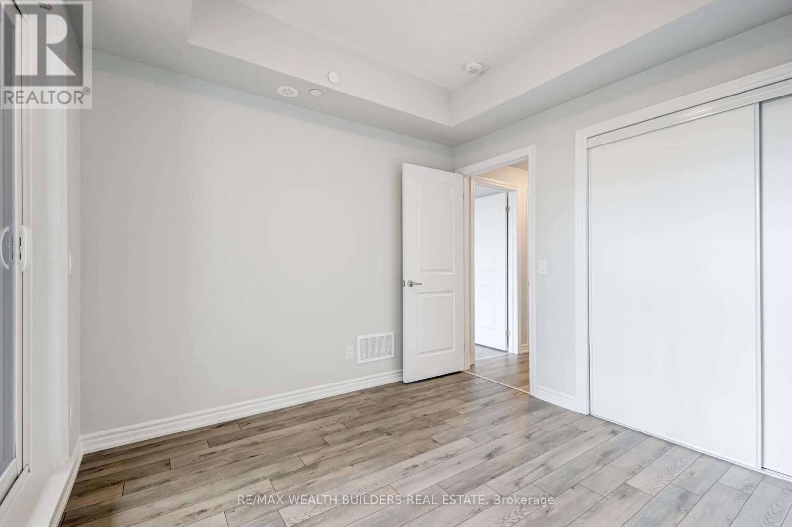 204b-06 - 349 Wheat Boom Drive W, Oakville, Ontario L6H 7X5 - Photo 27 - W13740850