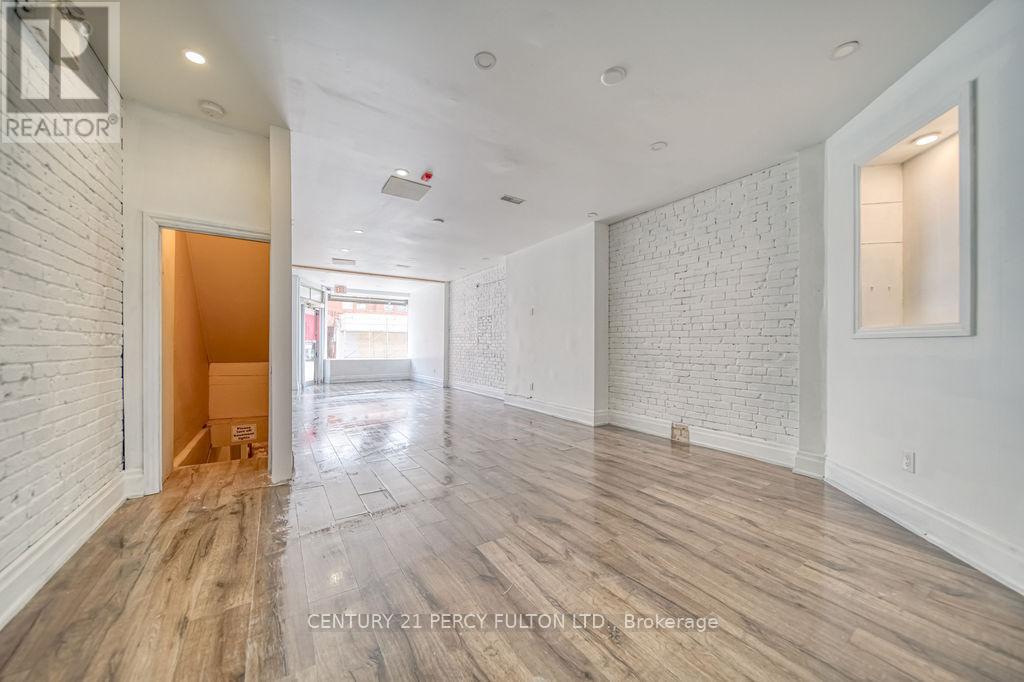 1606 Queen Street W, Toronto, Ontario  M6R 1A8 - Photo 11 - W13740880