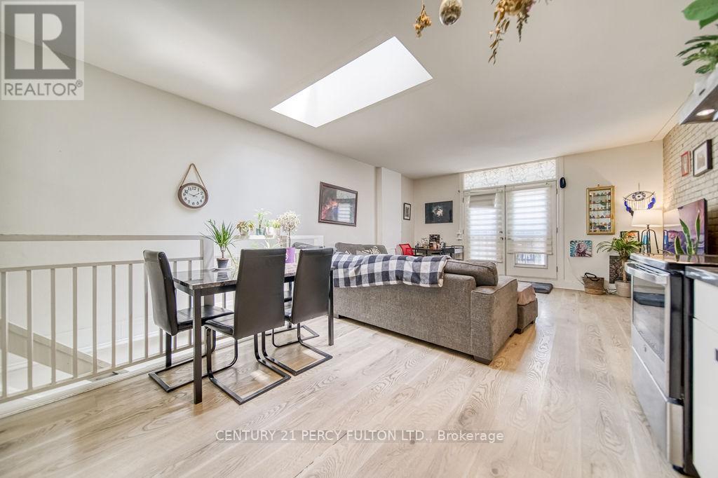 1606 Queen Street W, Toronto, Ontario  M6R 1A8 - Photo 33 - W13740880