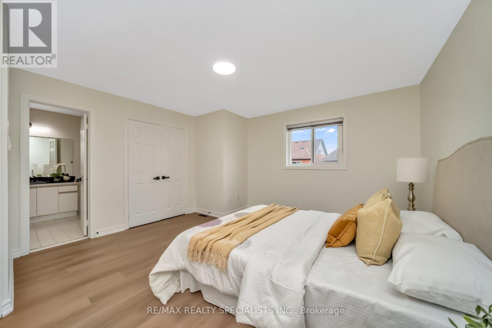 51 Blue Spruce Street, Brampton, Ontario  L6R 1C4 - Photo 19 - W13740910