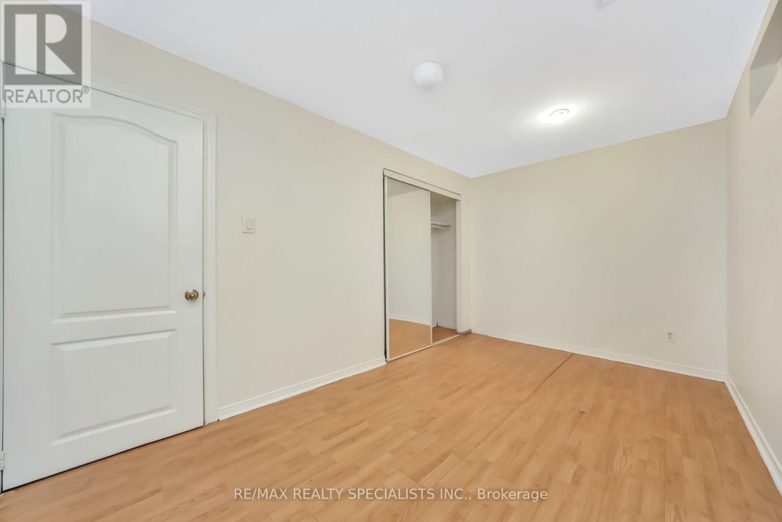 51 Blue Spruce Street, Brampton, Ontario  L6R 1C4 - Photo 34 - W13740910