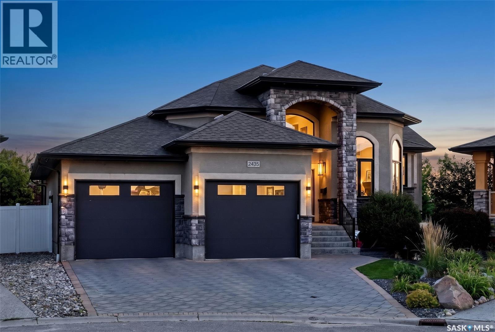 2435 Linner Bay, Regina, Saskatchewan  S4V 1K3 - Photo 1 - SK047337