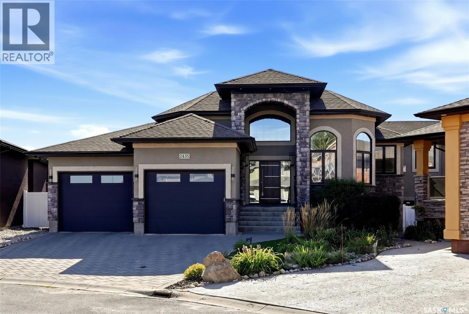 2435 Linner Bay, Regina, Saskatchewan  S4V 1K3 - Photo 2 - SK047337