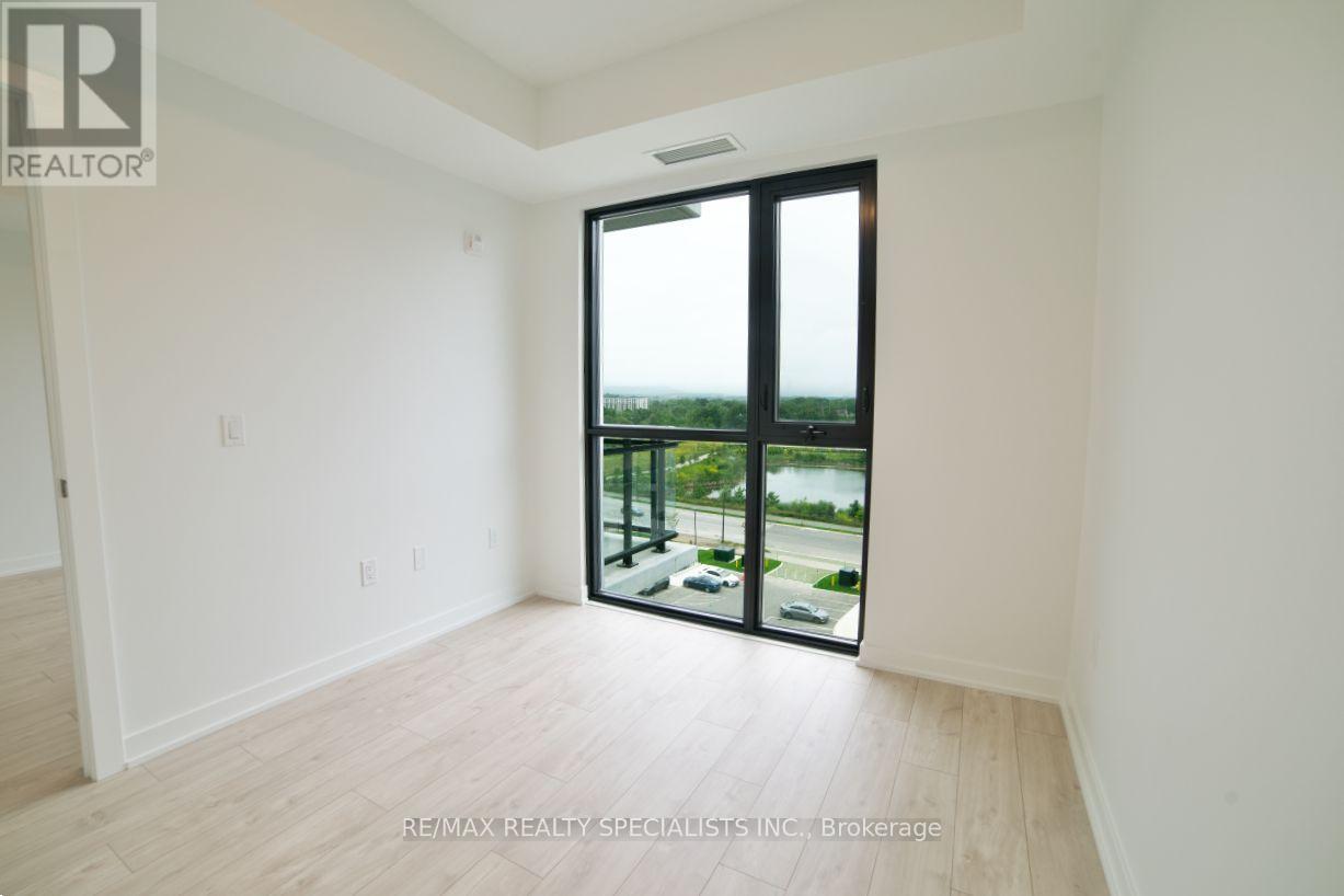 711 - 740 Whitlock Avenue, Milton, Ontario  L9E 2B3 - Photo 12 - W13736472