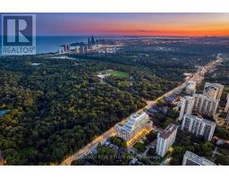 817 - 1830 BLOOR STREET W, Toronto, Ontario