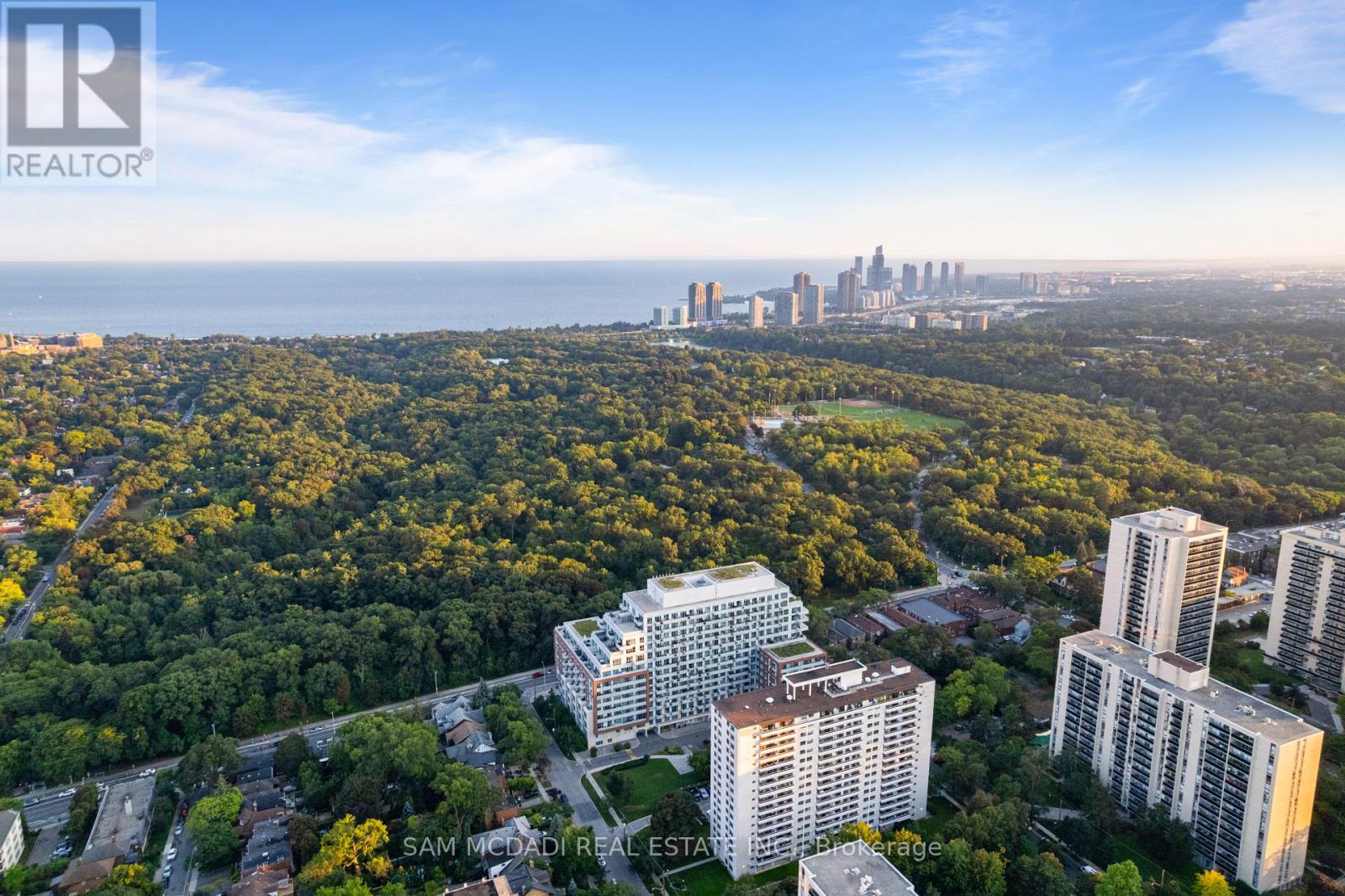 817 - 1830 Bloor Street W, Toronto, Ontario  M6P 0A2 - Photo 30 - W13739138