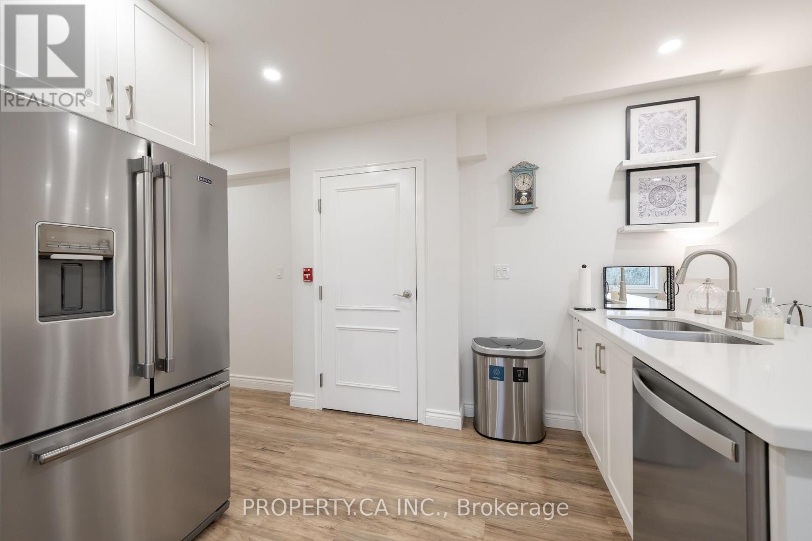 8 - 963 Avenue Road, Toronto, Ontario  M5P 2K9 - Photo 13 - C13740510