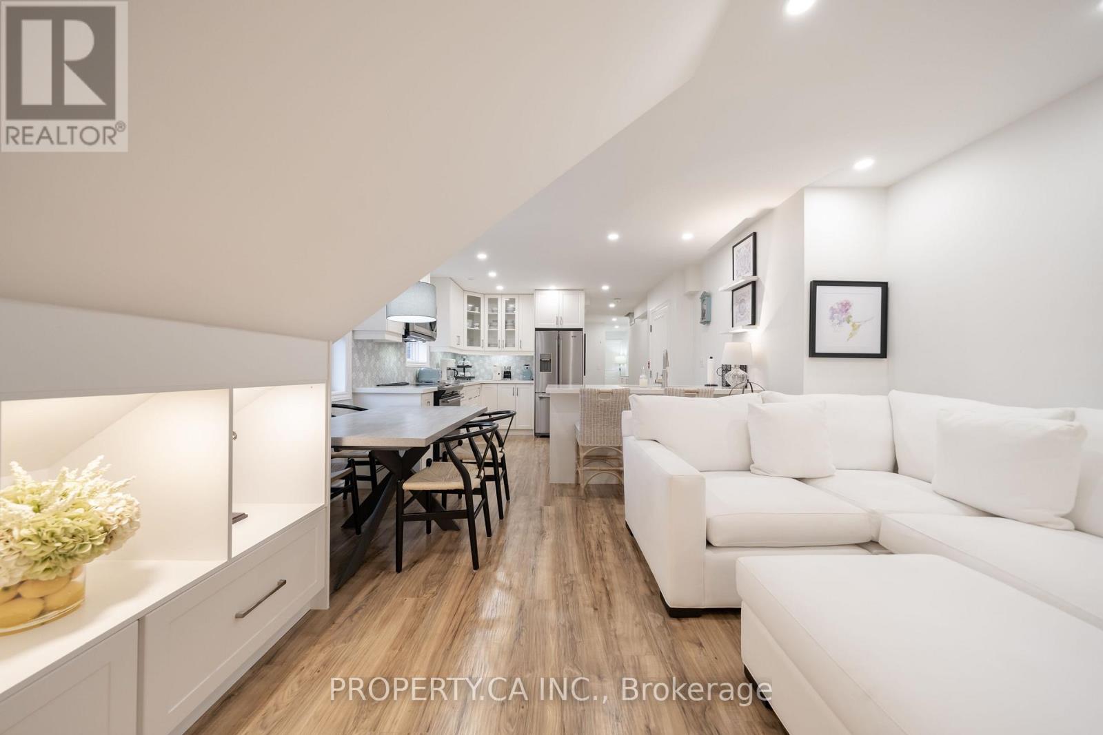 8 - 963 Avenue Road, Toronto, Ontario  M5P 2K9 - Photo 2 - C13740510