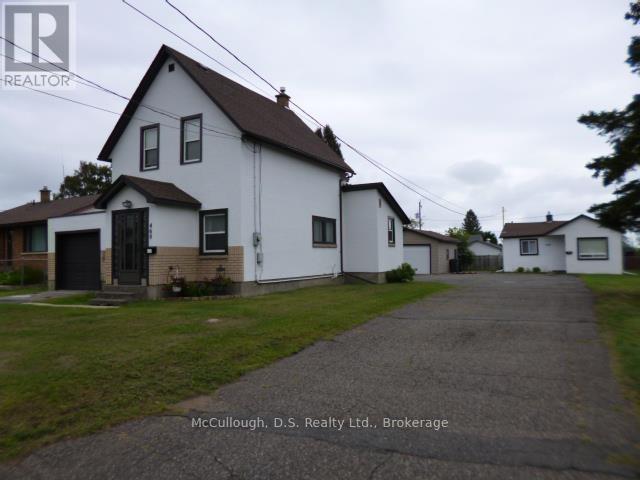 458 & 460 Egan Street, Thunder Bay, Ontario  P7A 2X5 - Photo 1 - X13725872