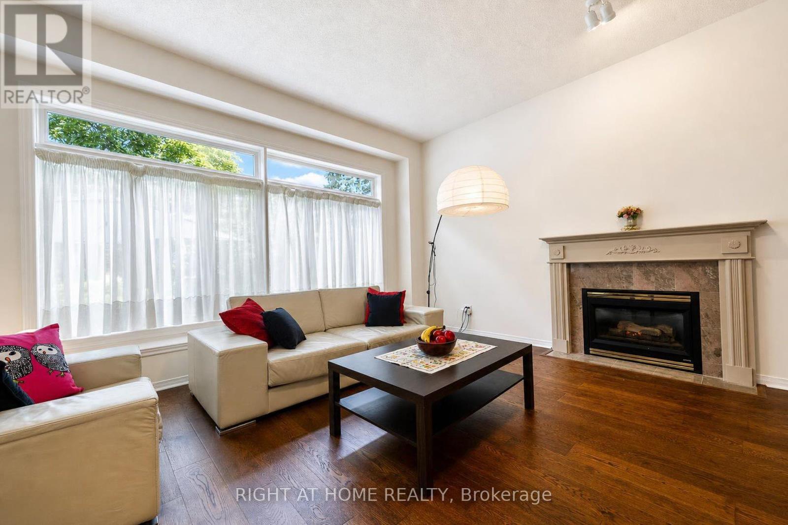 27 Thoroughbred Boulevard, Hamilton, Ontario  L9K 1L2 - Photo 19 - X13740706