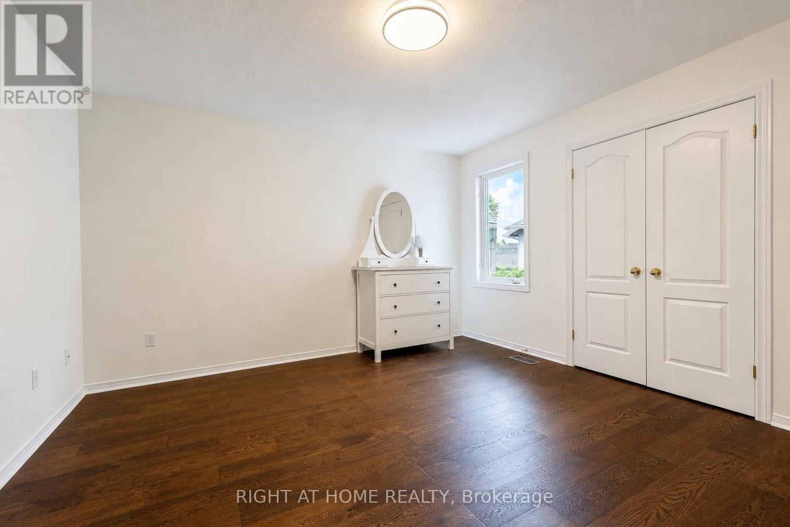 27 Thoroughbred Boulevard, Hamilton, Ontario  L9K 1L2 - Photo 30 - X13740706