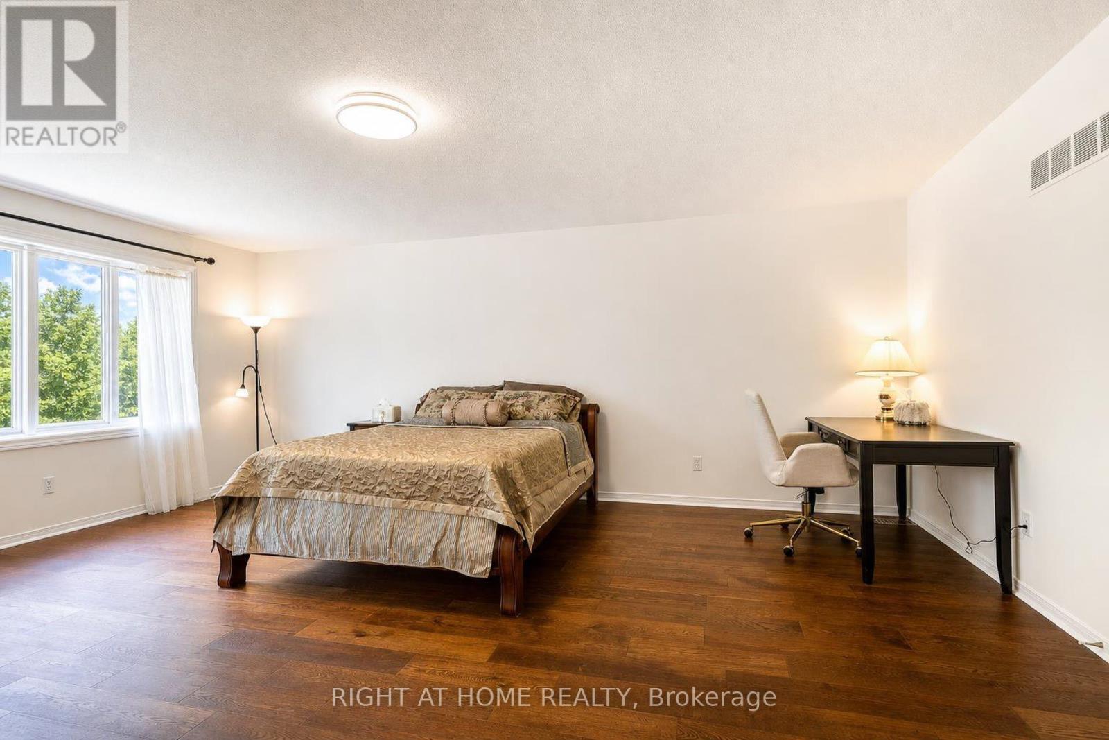 27 Thoroughbred Boulevard, Hamilton, Ontario  L9K 1L2 - Photo 33 - X13740706