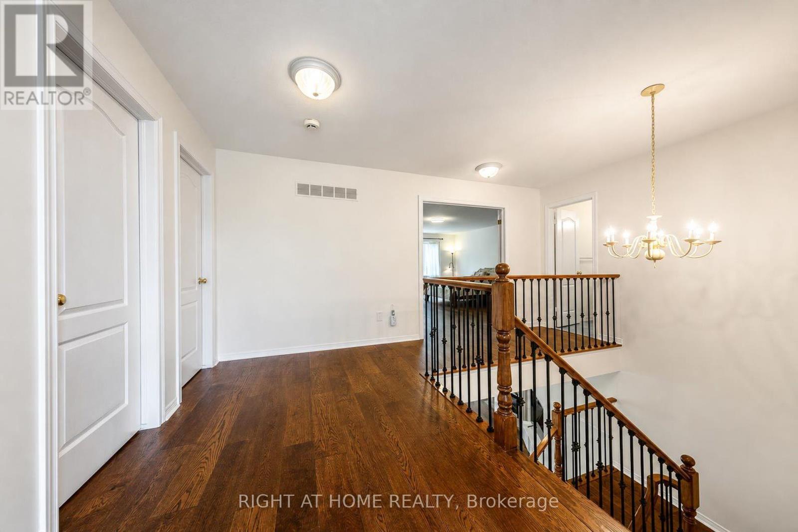 27 Thoroughbred Boulevard, Hamilton, Ontario  L9K 1L2 - Photo 38 - X13740706