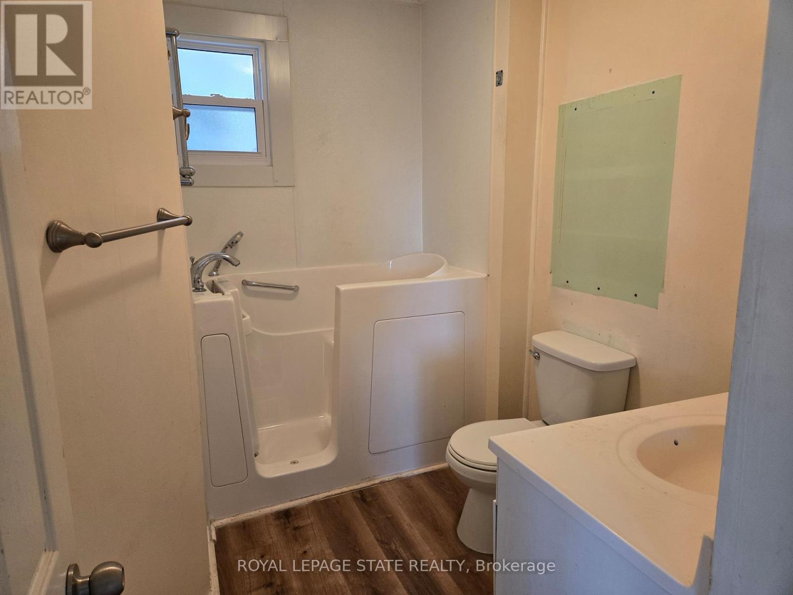 144 Burgar Street, Welland, Ontario  L3B 2S8 - Photo 10 - X13740714