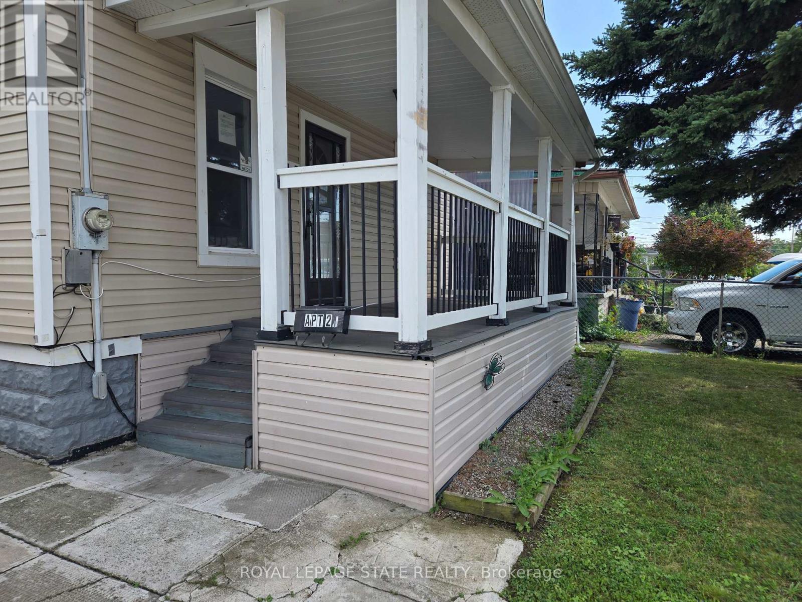 144 Burgar Street, Welland, Ontario  L3B 2S8 - Photo 4 - X13740714