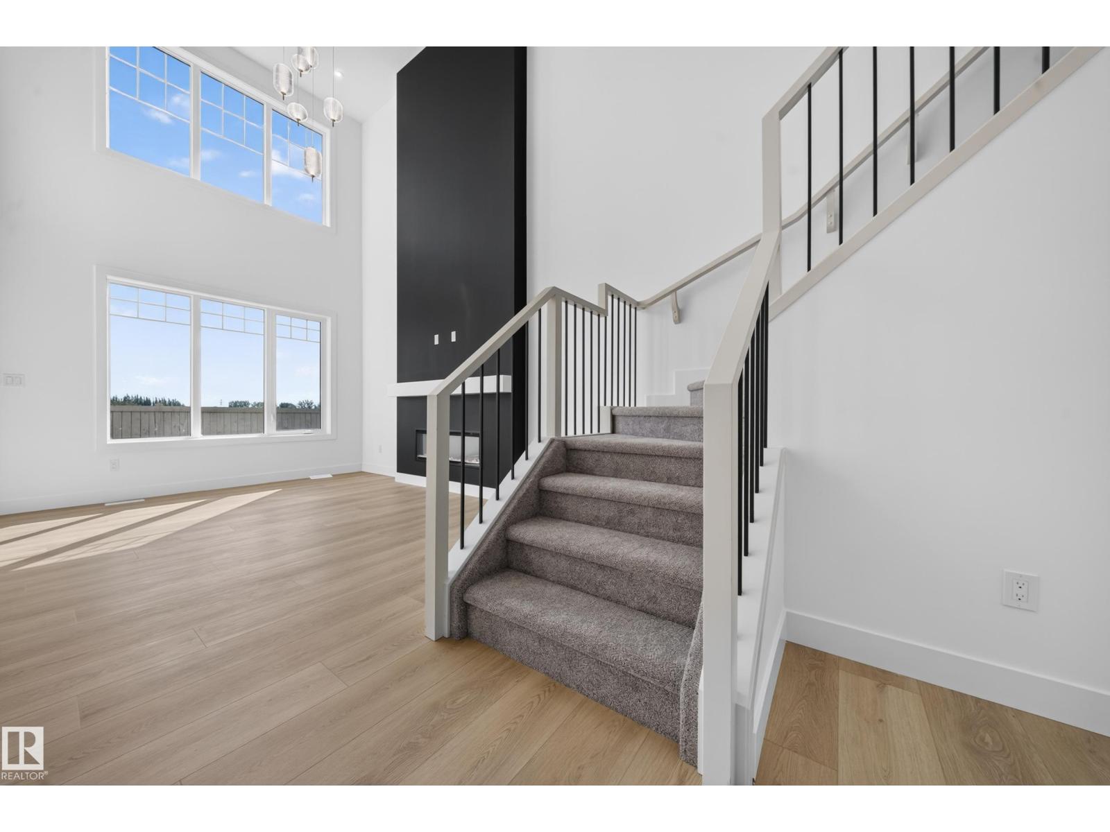 3119 9 St NW, Edmonton, Alberta  T6T 2V6 - Photo 2 - E4506639