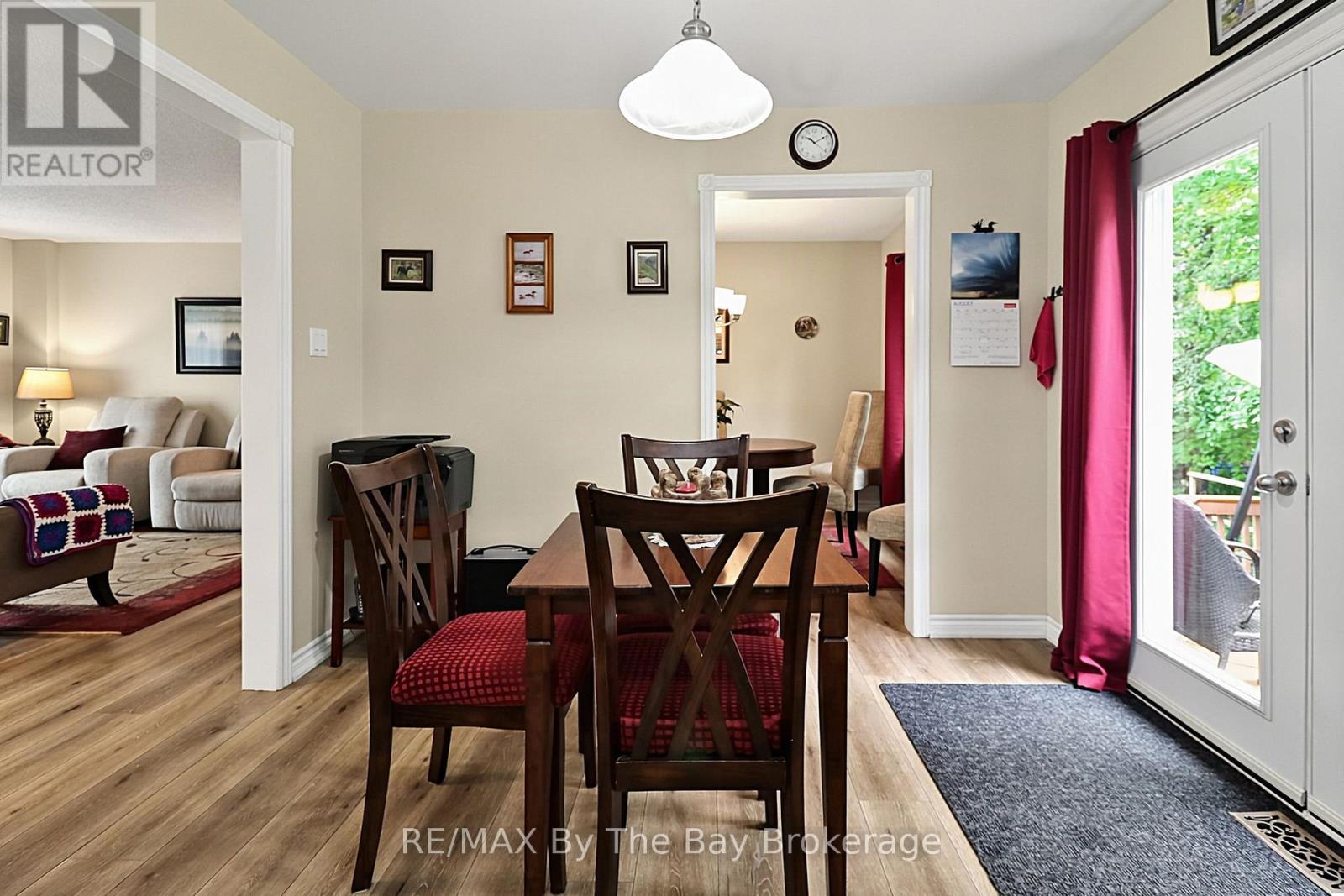 49 Royal Beech Drive, Wasaga Beach, Ontario  L9Z 1H3 - Photo 18 - S13740156