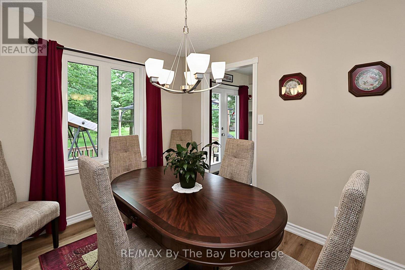 49 Royal Beech Drive, Wasaga Beach, Ontario  L9Z 1H3 - Photo 16 - S13740156