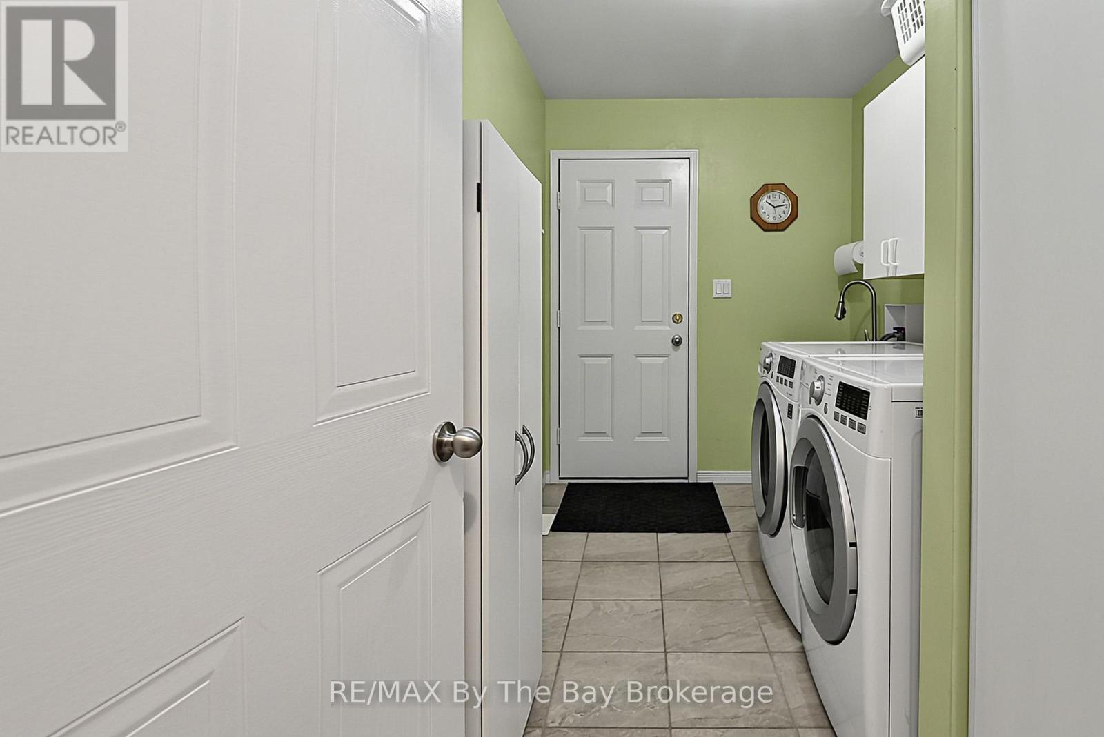 49 Royal Beech Drive, Wasaga Beach, Ontario  L9Z 1H3 - Photo 35 - S13740156