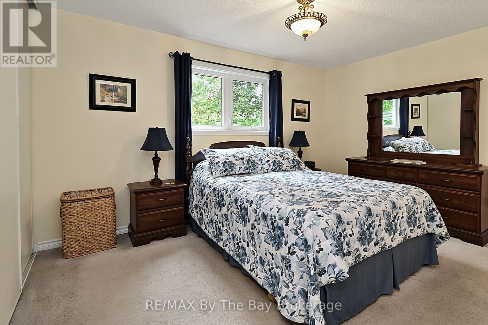 49 Royal Beech Drive, Wasaga Beach, Ontario  L9Z 1H3 - Photo 32 - S13740156