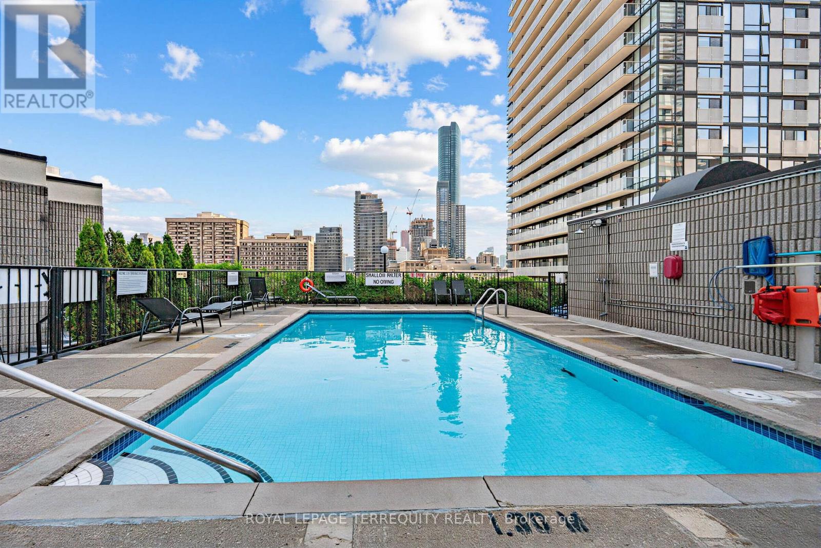 210 - 25 Maitland Street, Toronto, Ontario  M4Y 2W1 - Photo 30 - C13637524