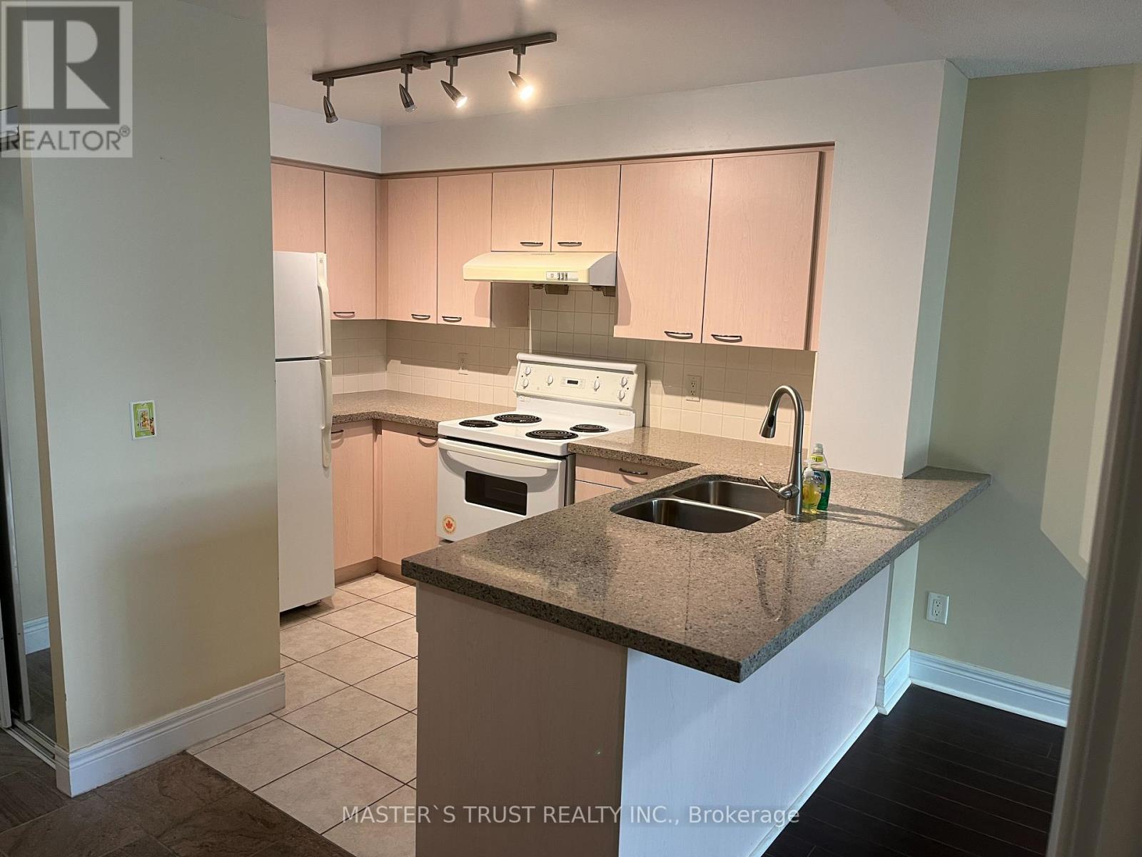 522 - 62 Suncrest Boulevard, Markham, Ontario  L3T 7Y6 - Photo 6 - N13739954