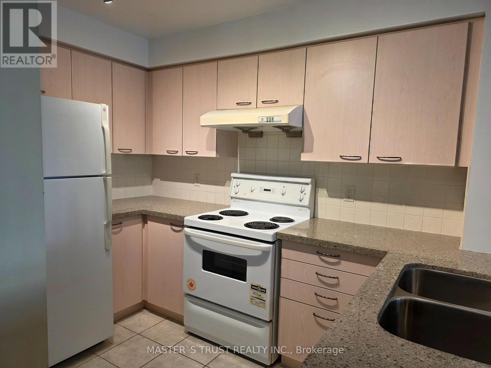 522 - 62 Suncrest Boulevard, Markham, Ontario  L3T 7Y6 - Photo 7 - N13739954