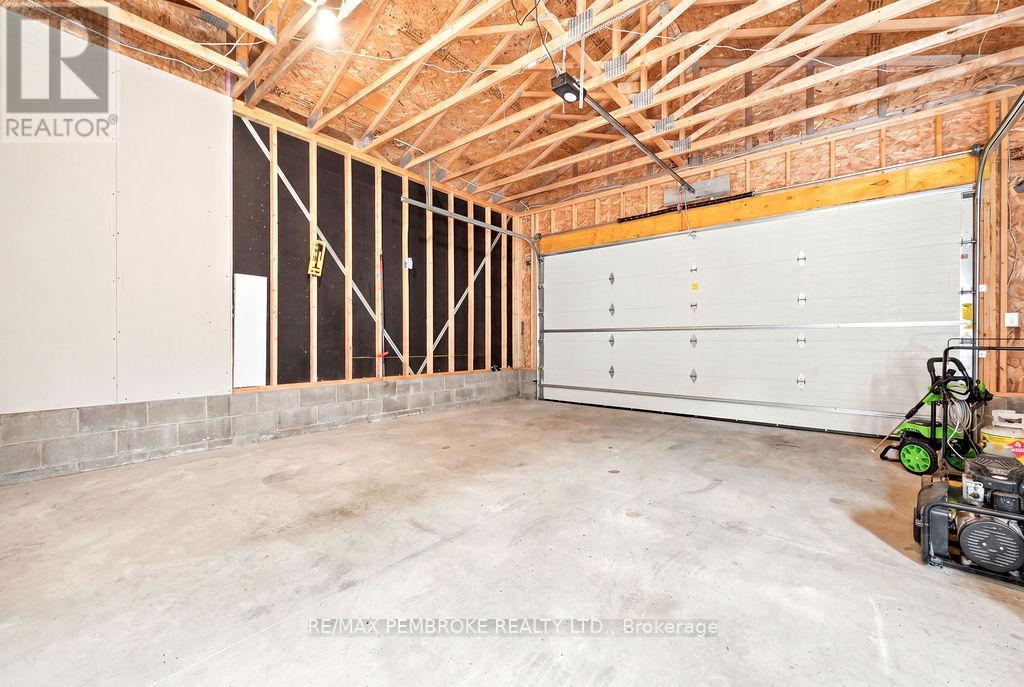 20 Terrance Drive, Petawawa, Ontario  K8H 0G3 - Photo 29 - X13740964