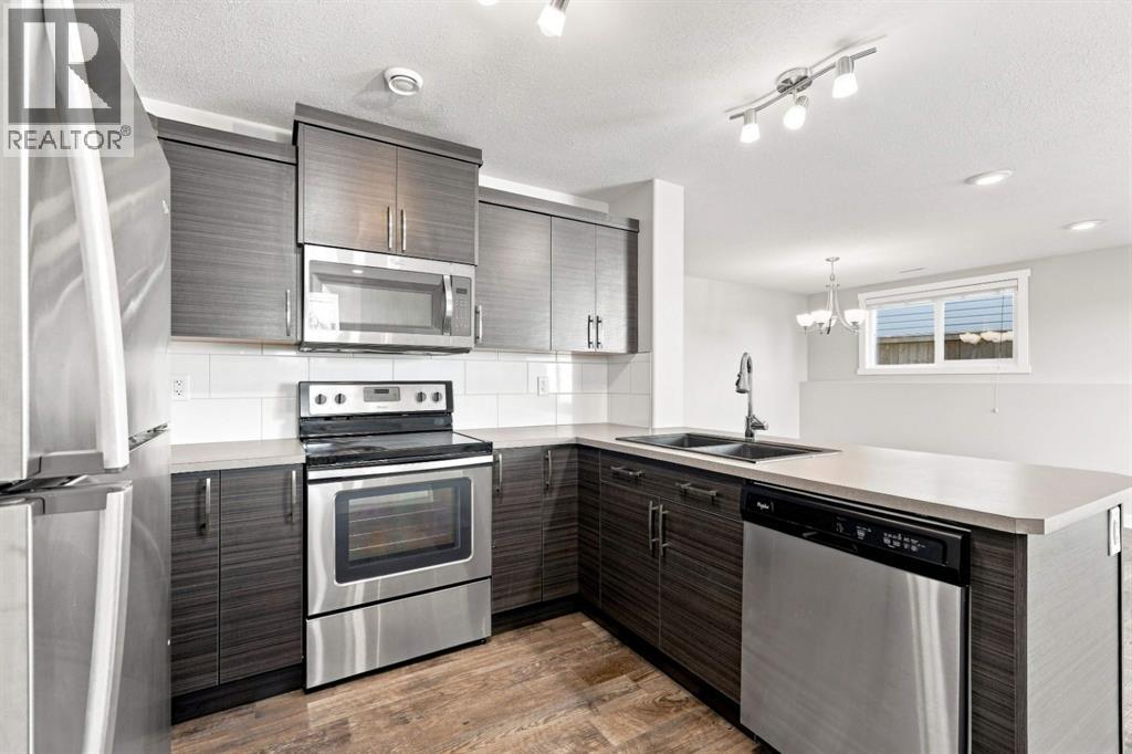 25 Victor Close, Sylvan Lake, Alberta  T4S 0P4 - Photo 26 - A2340175