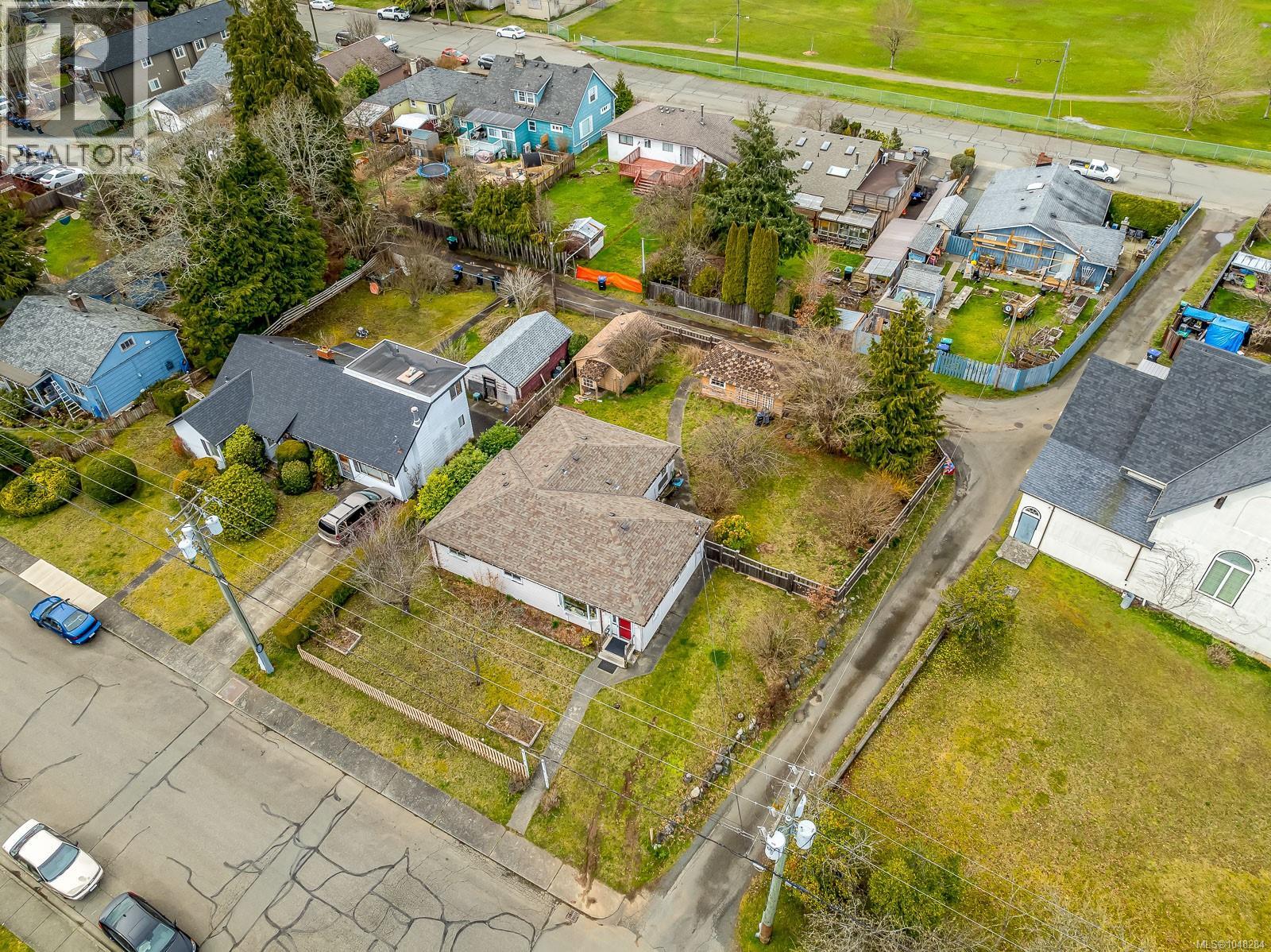 719 8th St, Courtenay, British Columbia V9N 1N6 - Photo 21 - 1048284