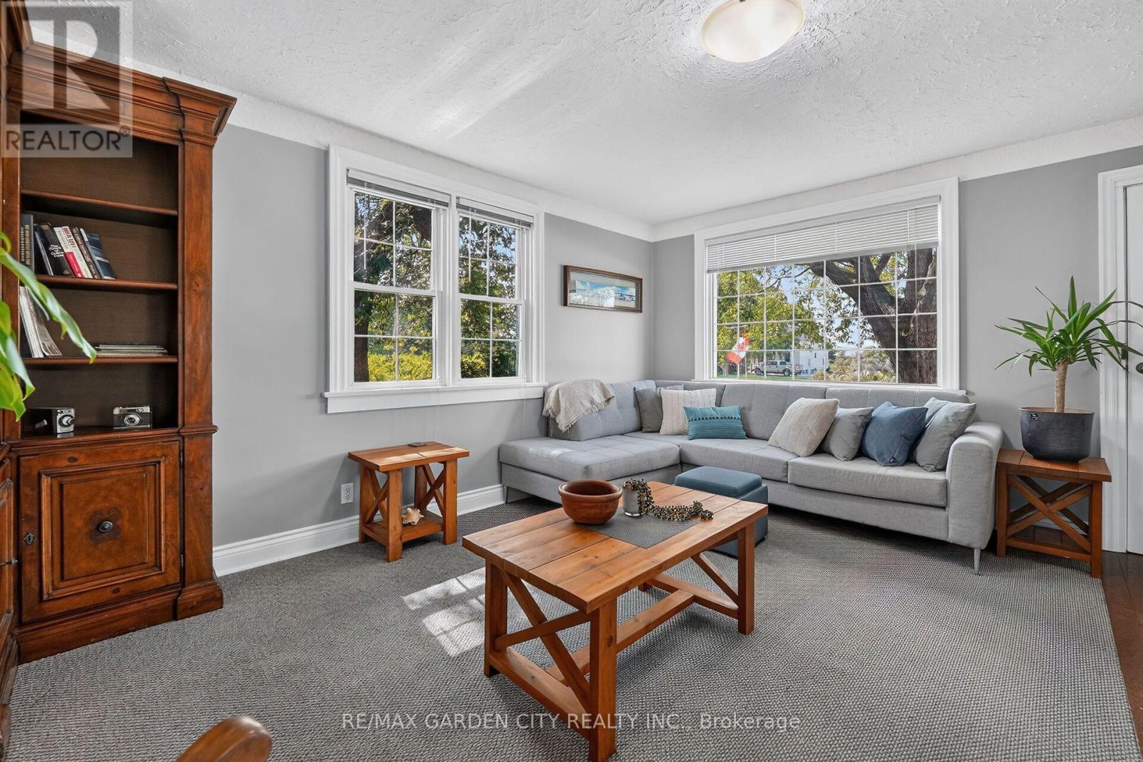 423 Read Road, Niagara-On-The-Lake, Ontario  L2R 7K6 - Photo 12 - X13740930