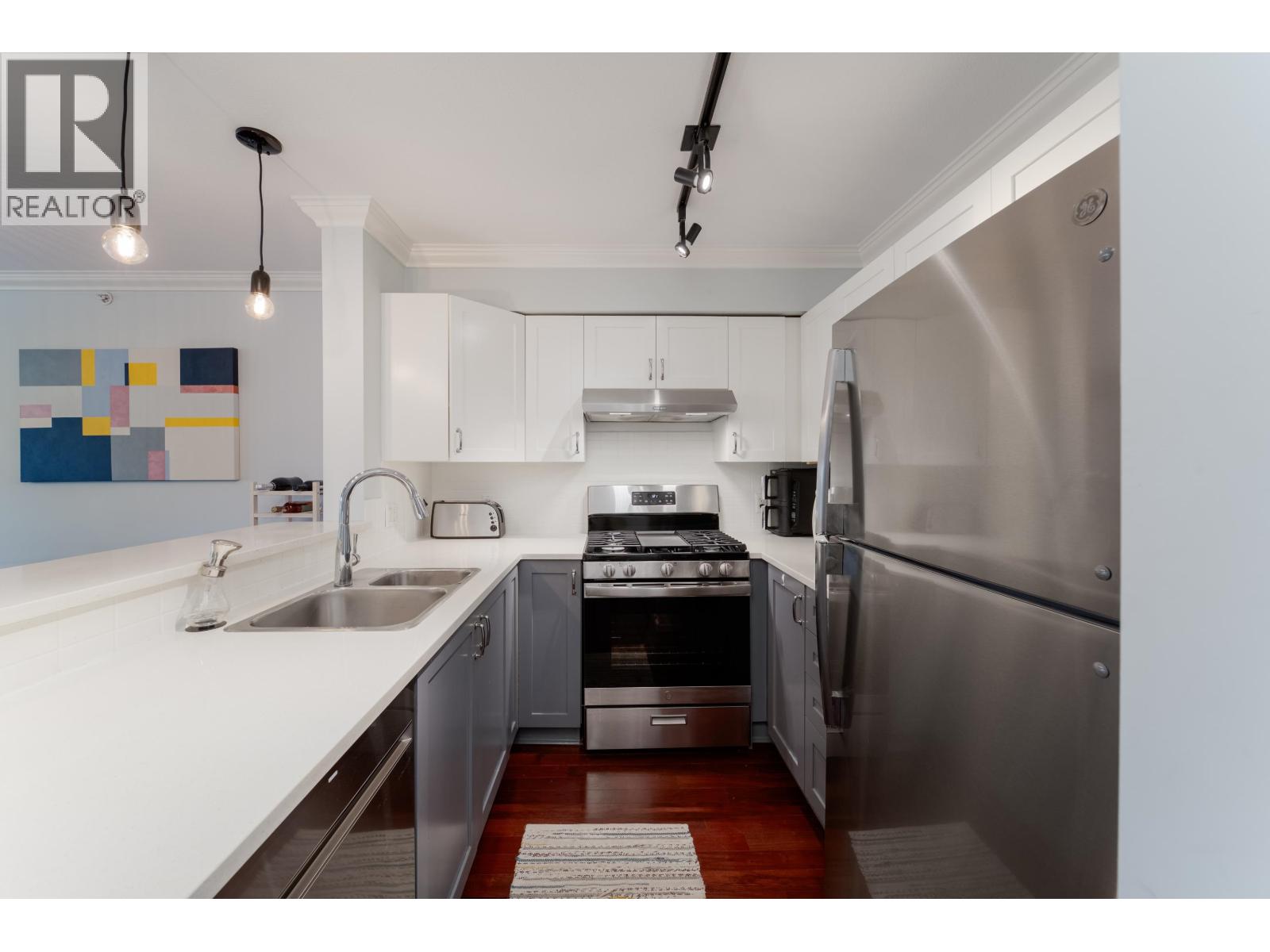 404 2161 W 12th Avenue, Vancouver, British Columbia  V6K 4S7 - Photo 5 - R3161204