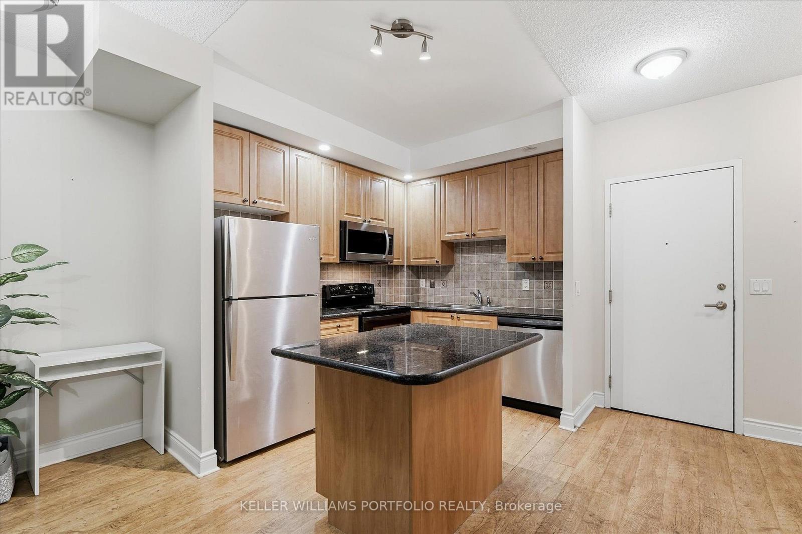 133 - 33 Cox Boulevard, Markham, Ontario  L3R 8A6 - Photo 6 - N13706776