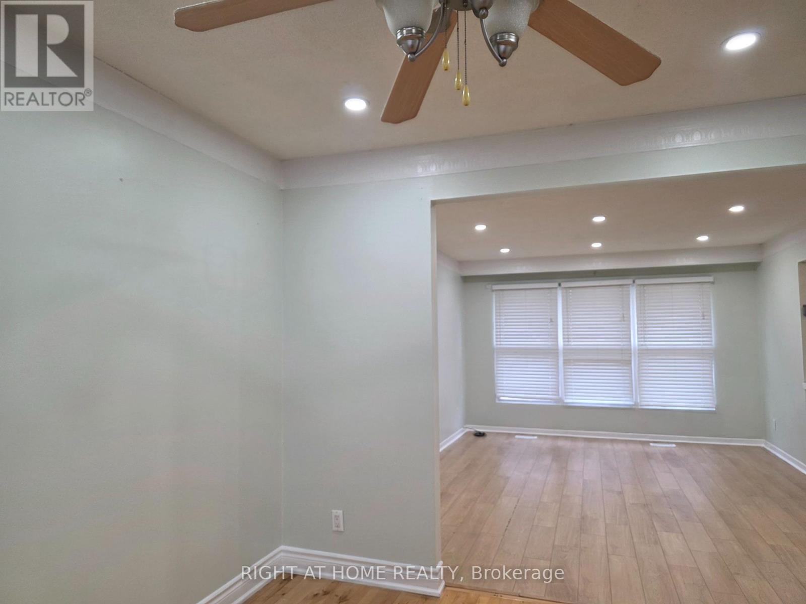 125 Weir Crescent S, Toronto, Ontario  M1E 4T1 - Photo 13 - E13735078