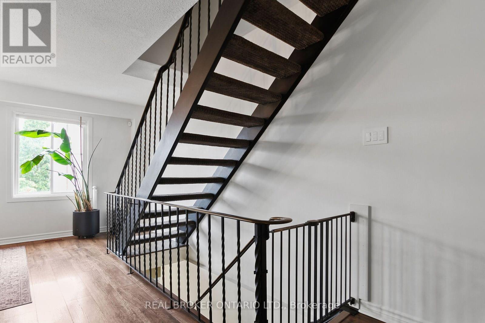 1807 Axminster Court, Ottawa, Ontario  K1C 1Z5 - Photo 13 - X13738602