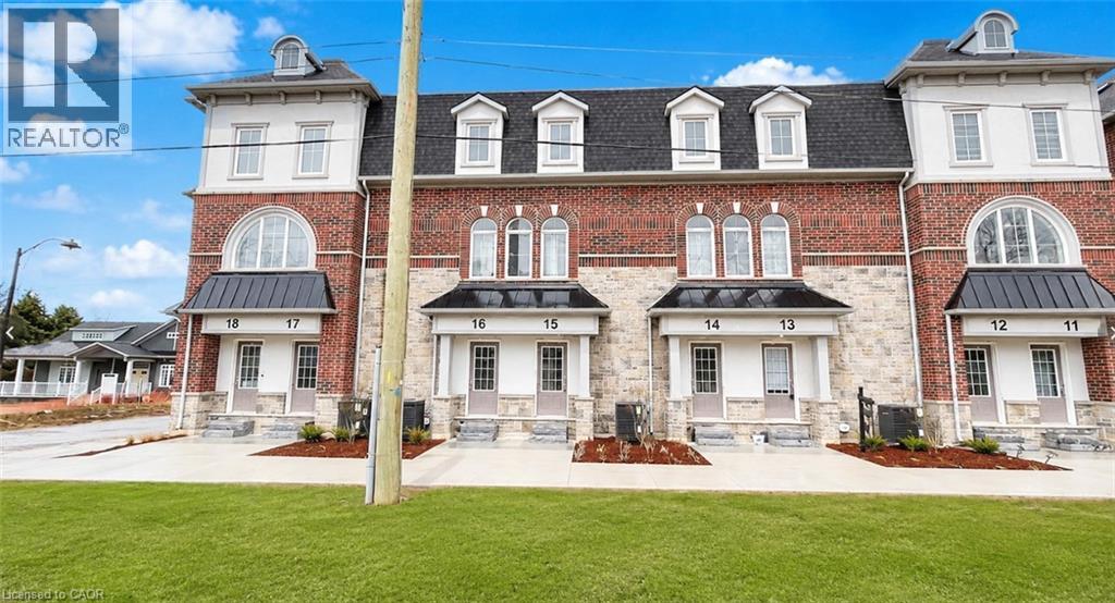 677 PARK Road N Unit# 15