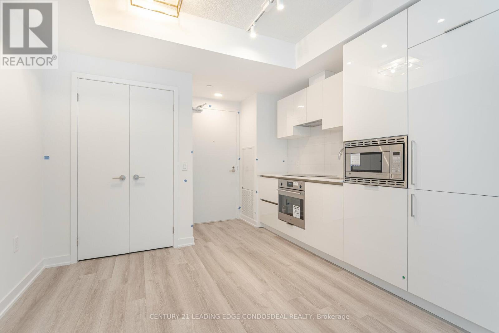 802 - 238 Simcoe Street, Toronto, Ontario  M5T 0E2 - Photo 6 - C13740928