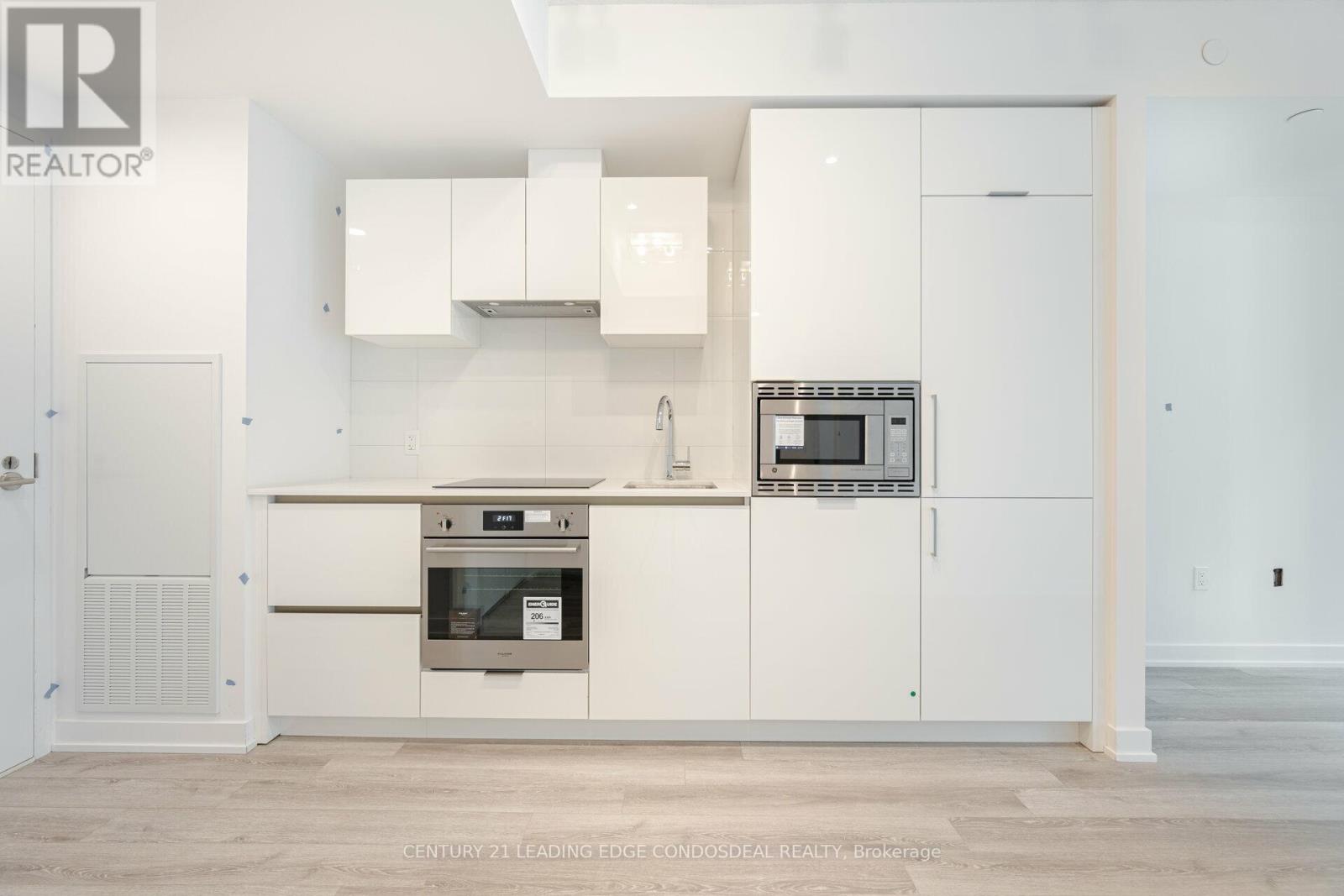 802 - 238 Simcoe Street, Toronto, Ontario  M5T 0E2 - Photo 9 - C13740928
