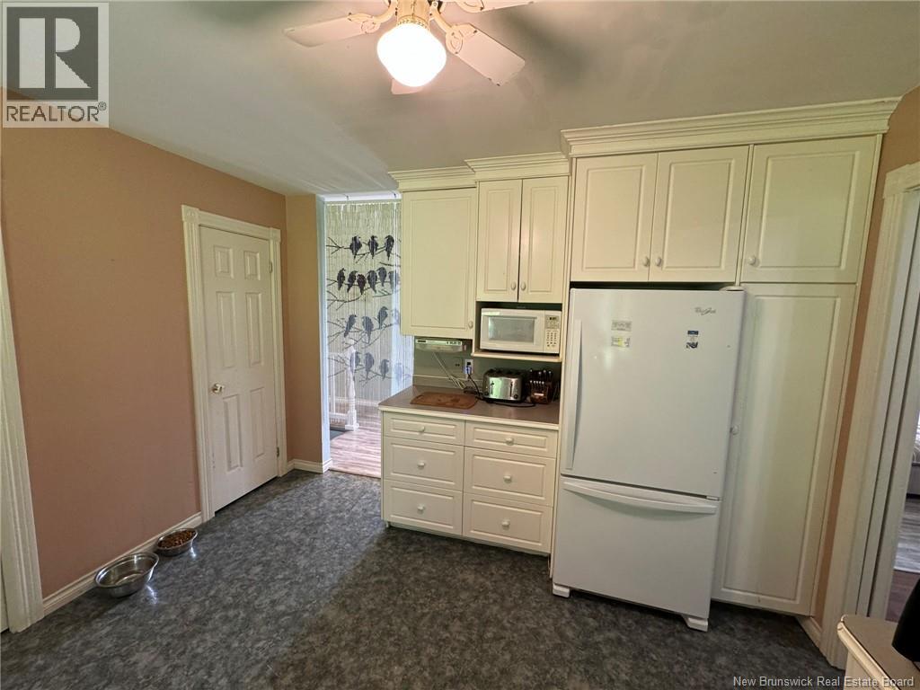 105 Bridge Street, Woodstock, New Brunswick  E7M 5Y7 - Photo 6 - NB135413