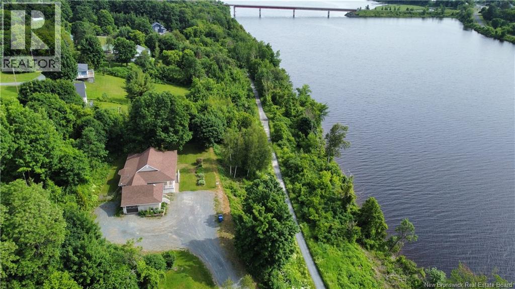 105 Bridge Street, Woodstock, New Brunswick  E7M 5Y7 - Photo 32 - NB135413